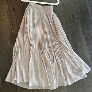 Wilfred Pleated Skirt